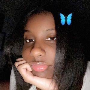 Meet your Posher, Alize